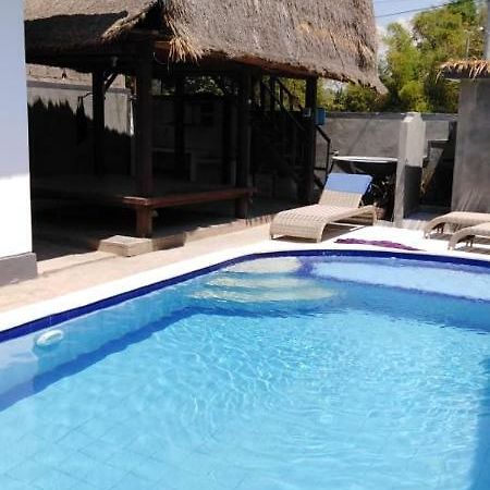 Izaac'S Bed & Breakfast Lovina  Luaran gambar