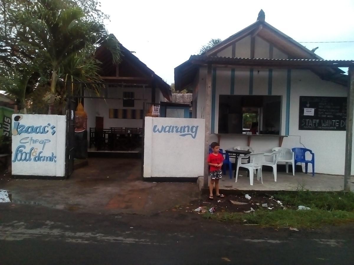 Izaac'S Bed & Breakfast Lovina  Luaran gambar