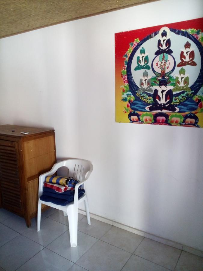 Izaac'S Bed & Breakfast Lovina  Luaran gambar