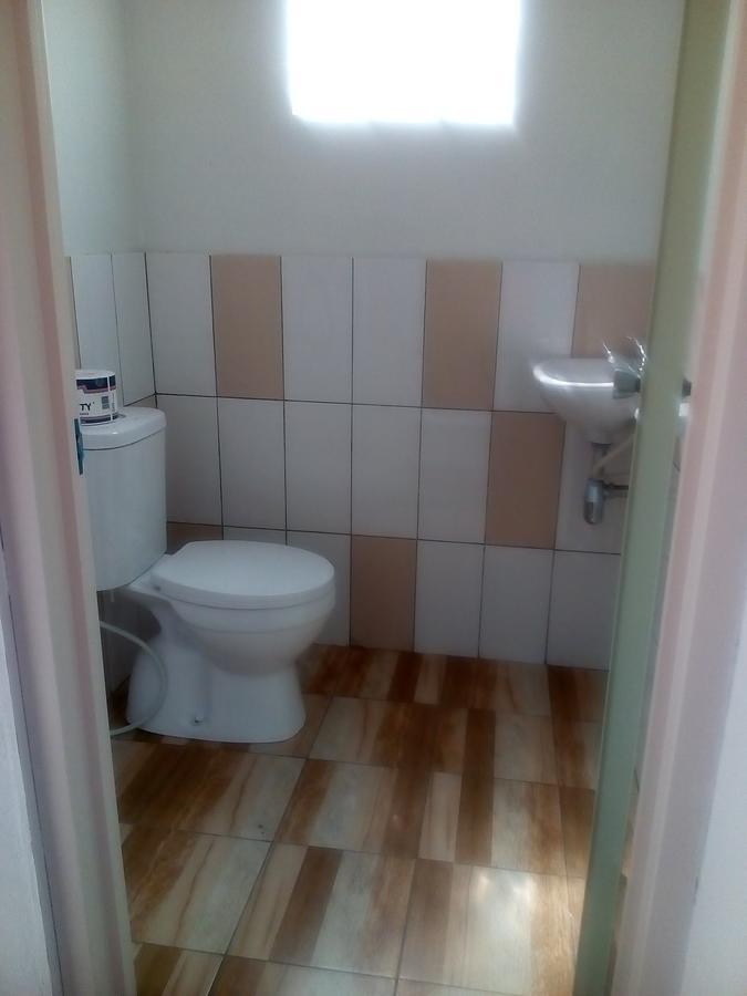Izaac'S Bed & Breakfast Lovina  Luaran gambar
