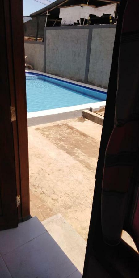 Izaac'S Bed & Breakfast Lovina  Luaran gambar