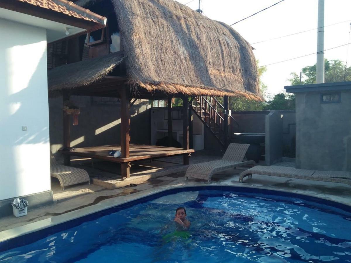 Izaac'S Bed & Breakfast Lovina  Luaran gambar