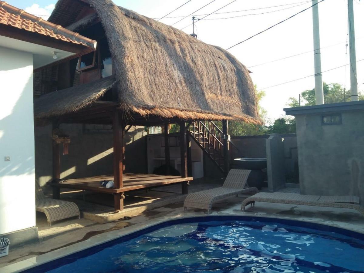 Izaac'S Bed & Breakfast Lovina  Luaran gambar
